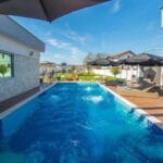 Villa Vie - Hit Booker - Swimming pool