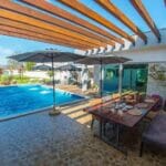 Villa Vie - Hit Booker - Swimming pool