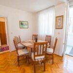 Apartment Revia - Hit Booker