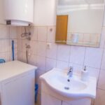 Holiday Home Narona - Hit Booker - Bathroom
