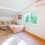 Holiday Home Narona - Hit Booker - Living room