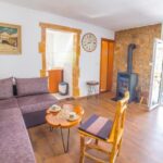Holiday Home Narona - Hit Booker - Living room