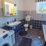 Central Train Station Apartment - Hit Booker - Bathroom