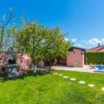 Holiday Home Viva la Vida - Hit Booker - outside area