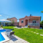 Holiday Home Viva la Vida - Hit Booker - swimming pool