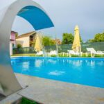 Villa Deluxe Buna - Hit Booker - Swimming pool