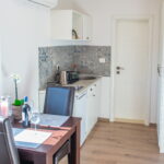 Apartments Enigma - Hit Booker