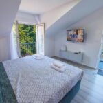 Maxim Apartments - Hit Booker