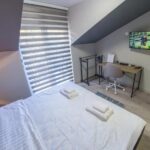Maxim Apartments - Hit Booker