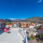 Spacious apartment overlooking Mostar - Hit Booker