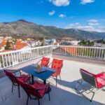 Spacious apartment overlooking Mostar - Hit Booker