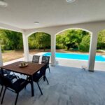 Villa Blanc - with Buna Riverside - Hit Booker