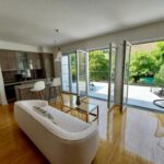 Villa Blanc - with Buna Riverside - Hit Booker