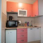 Suburban Escape 1 - Hit Booker