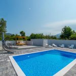 Villa Selak - Hit Booker